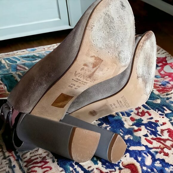 VINCE ( 9 ) "ADDISON" Peep Toe Block Heel Suede Gray Upper - Picture 8 of 11